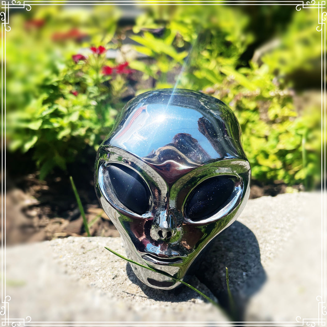 Hematite/Obsidian Alien