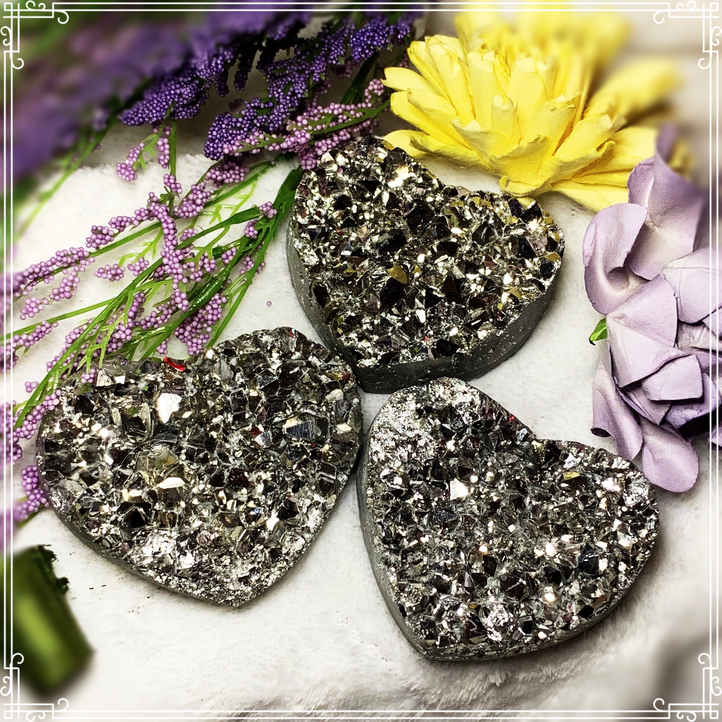 Aura Amethyst Heart