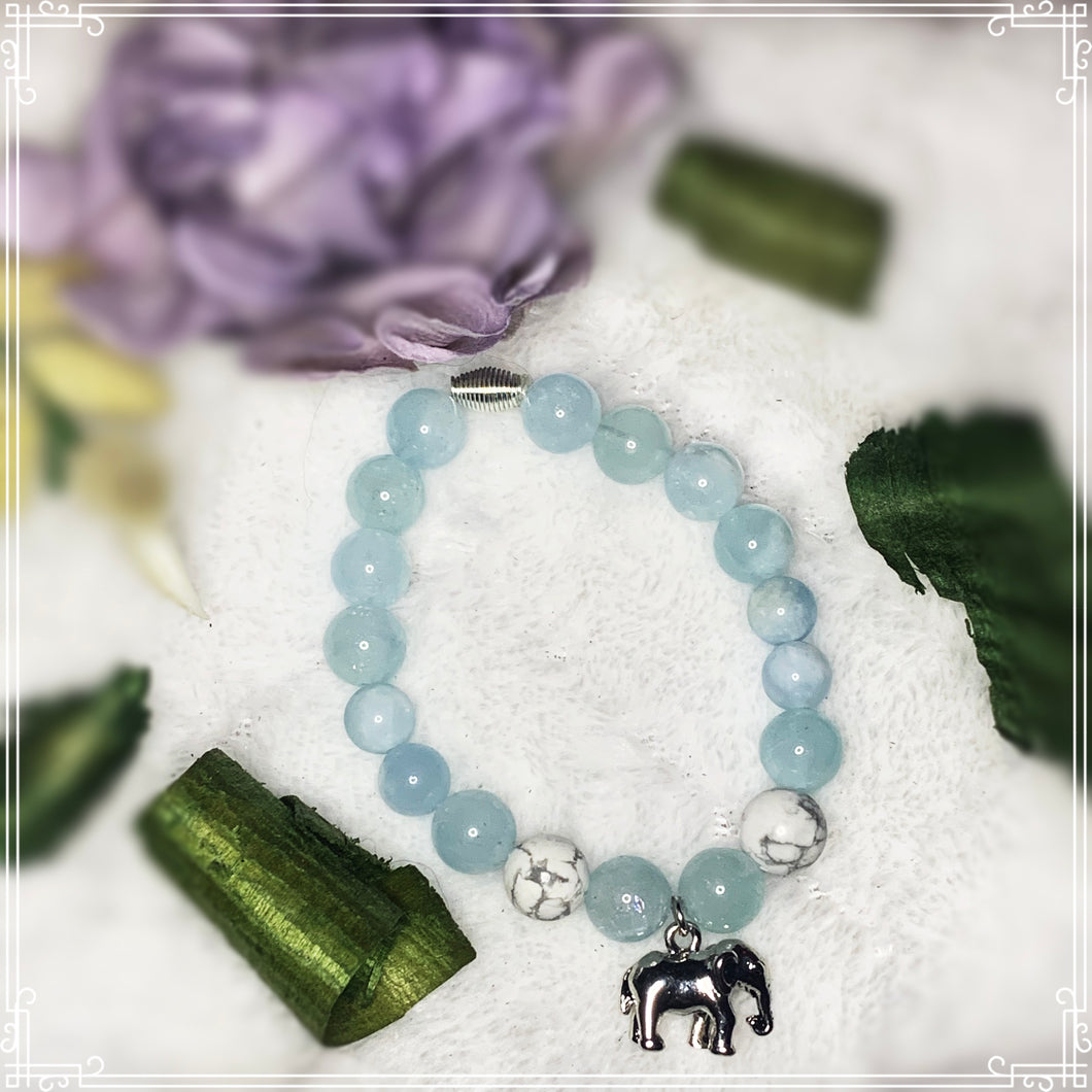 Aquamarine with Howlite (Elephant Charm)